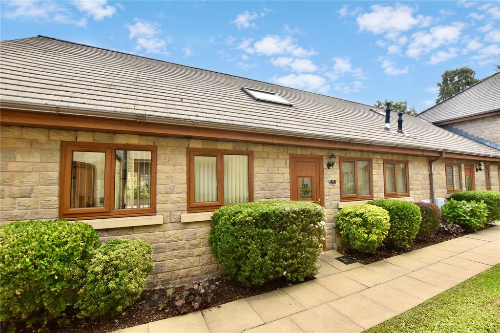 Property photo 1 of 21 Front Exterior