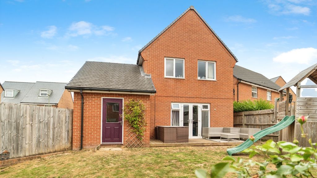 Property photo 2 of 13