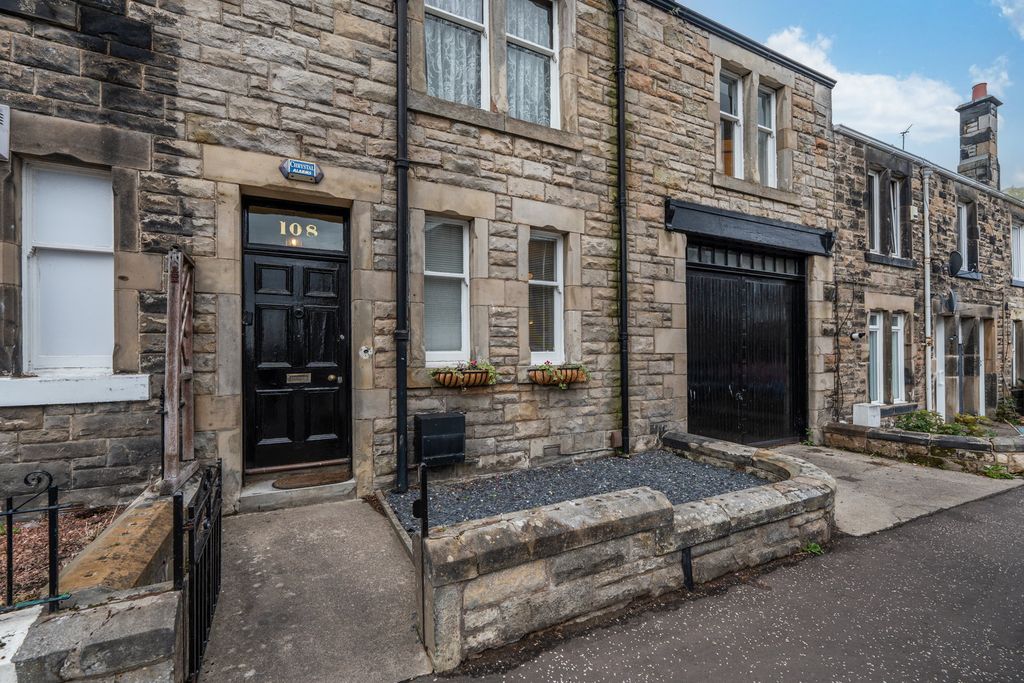 Property photo 1 of 36