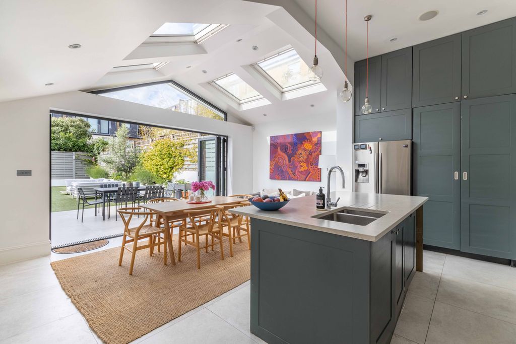 Property photo 1 of 28 Picture 1