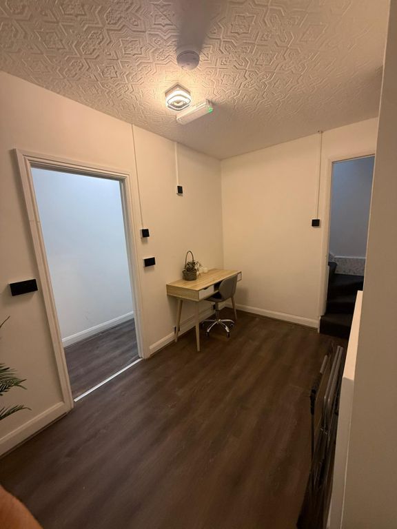 Property photo 3 of 47