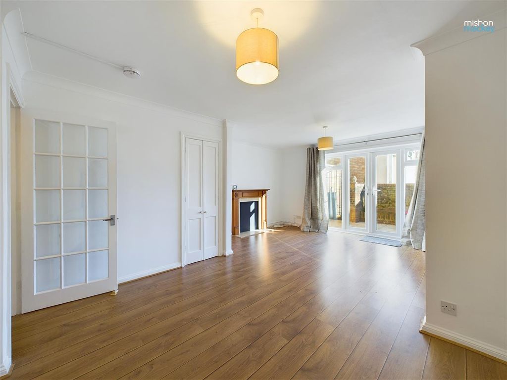 Property photo 2 of 8 Living/Dining Room