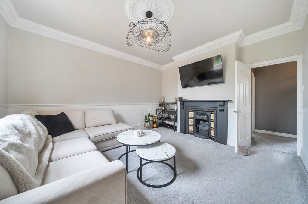Property photo 2 of 14 1463892-14-6A0Add895242B