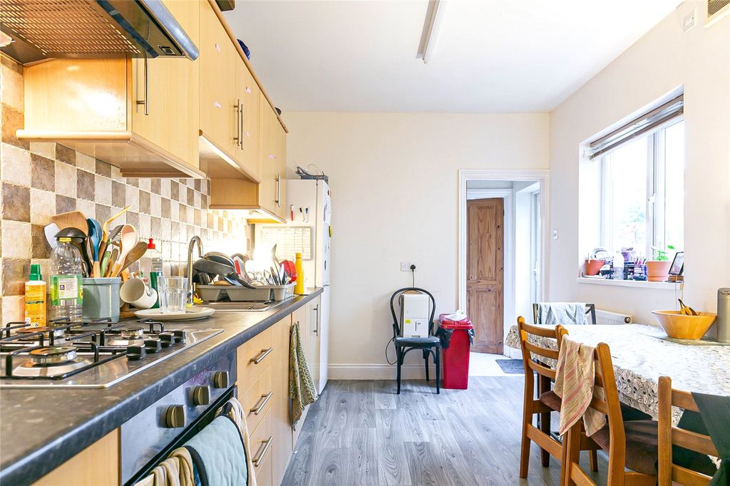 Property photo 1 of 15 Picture No. 21