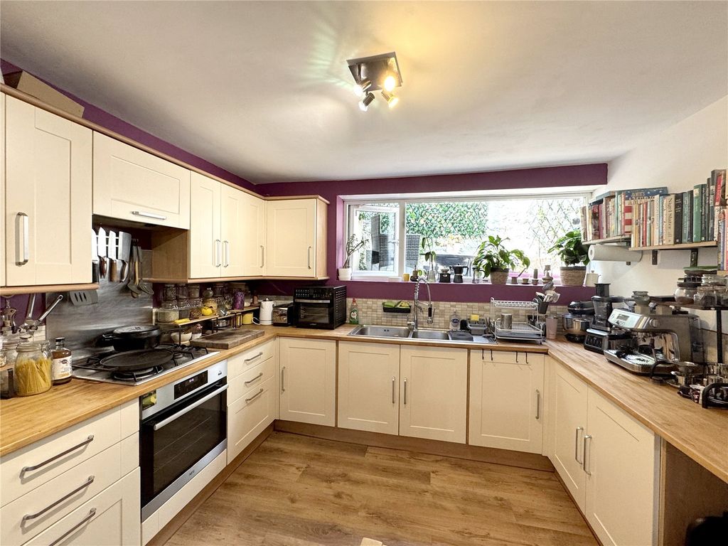 Additional image 19 of 2 bed flat for saleSouthpark, Tywardreath PL24