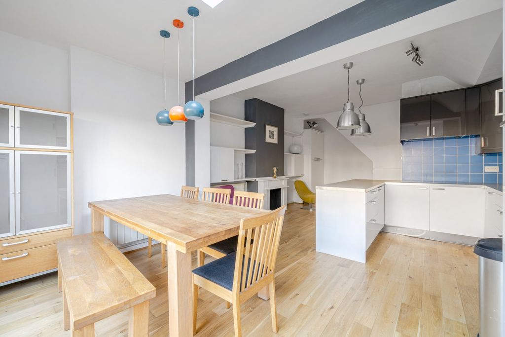 Property photo 2 of 13 Picture No. 21