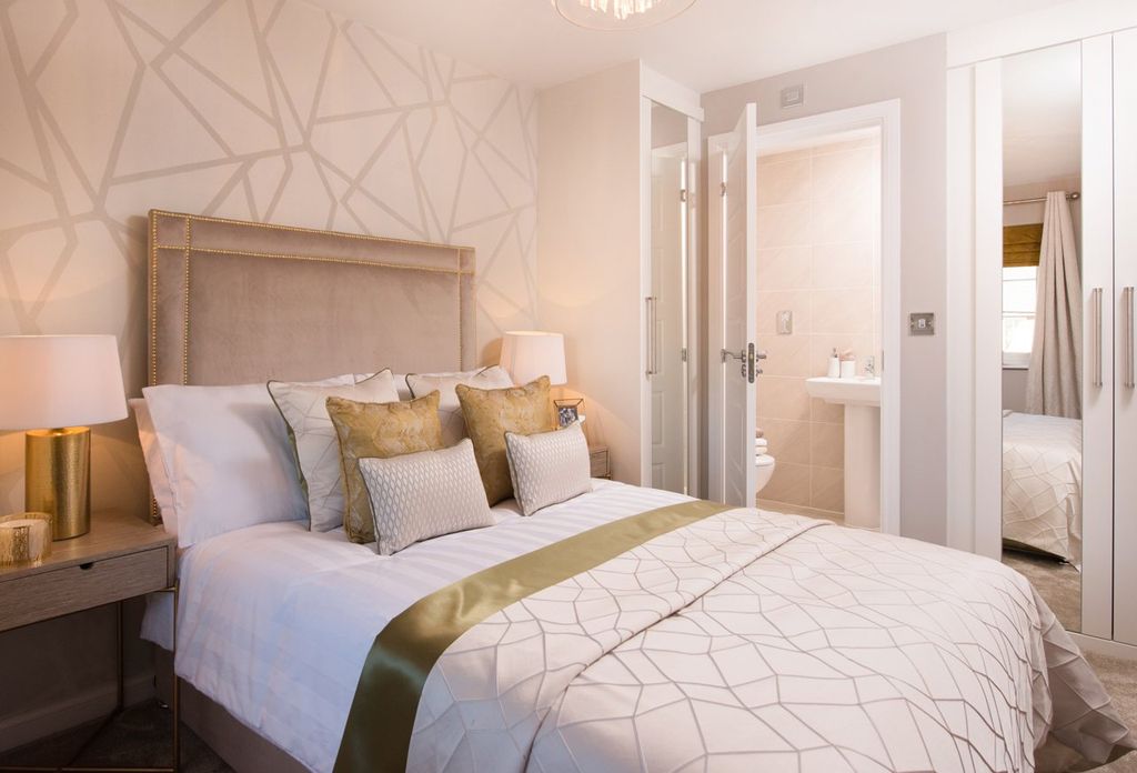 Property photo 3 of 7 Folkestone