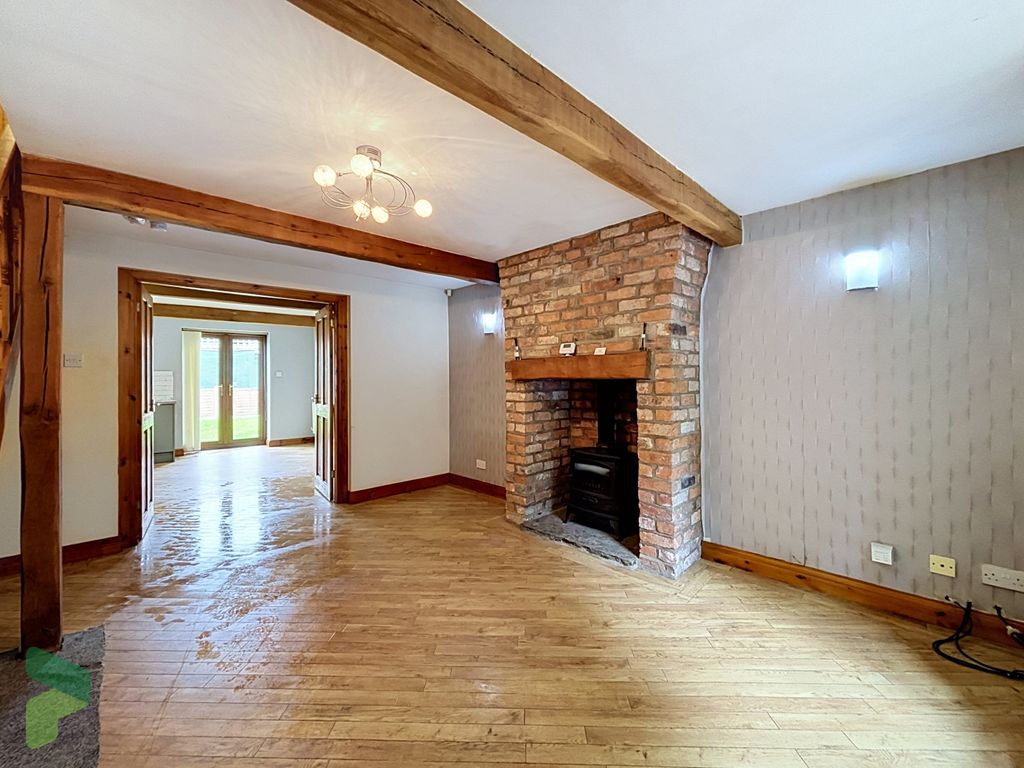 Property photo 1 of 23 Lounge