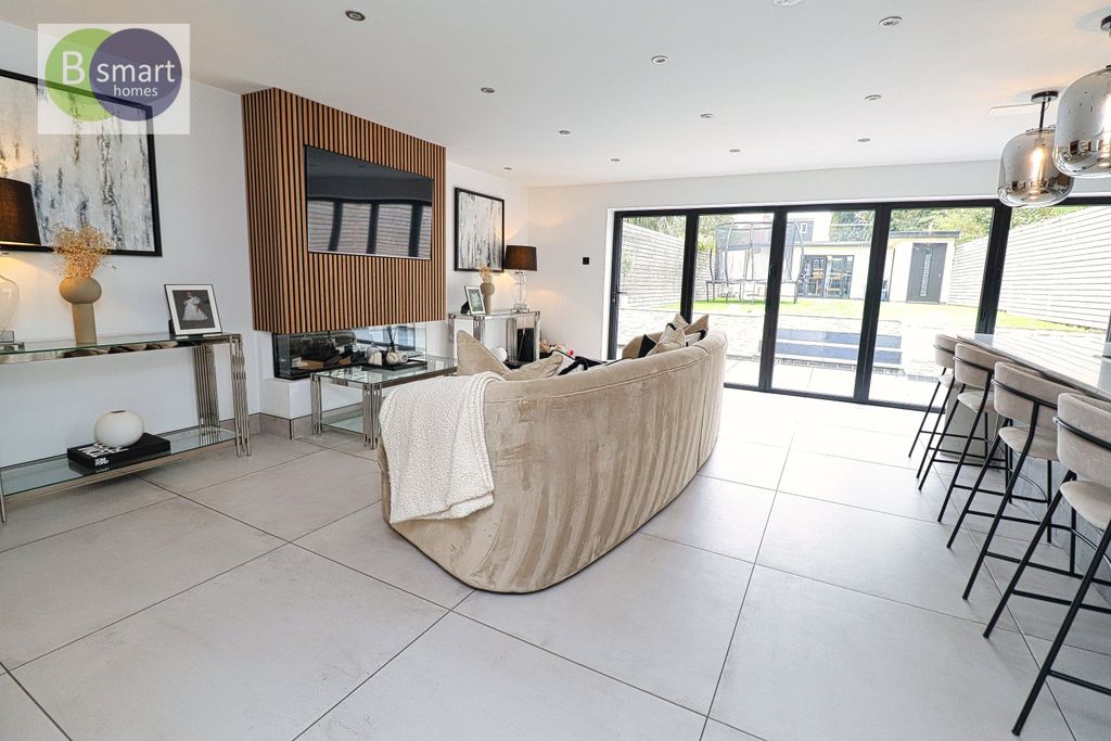 Property photo 3 of 25 Img_0963