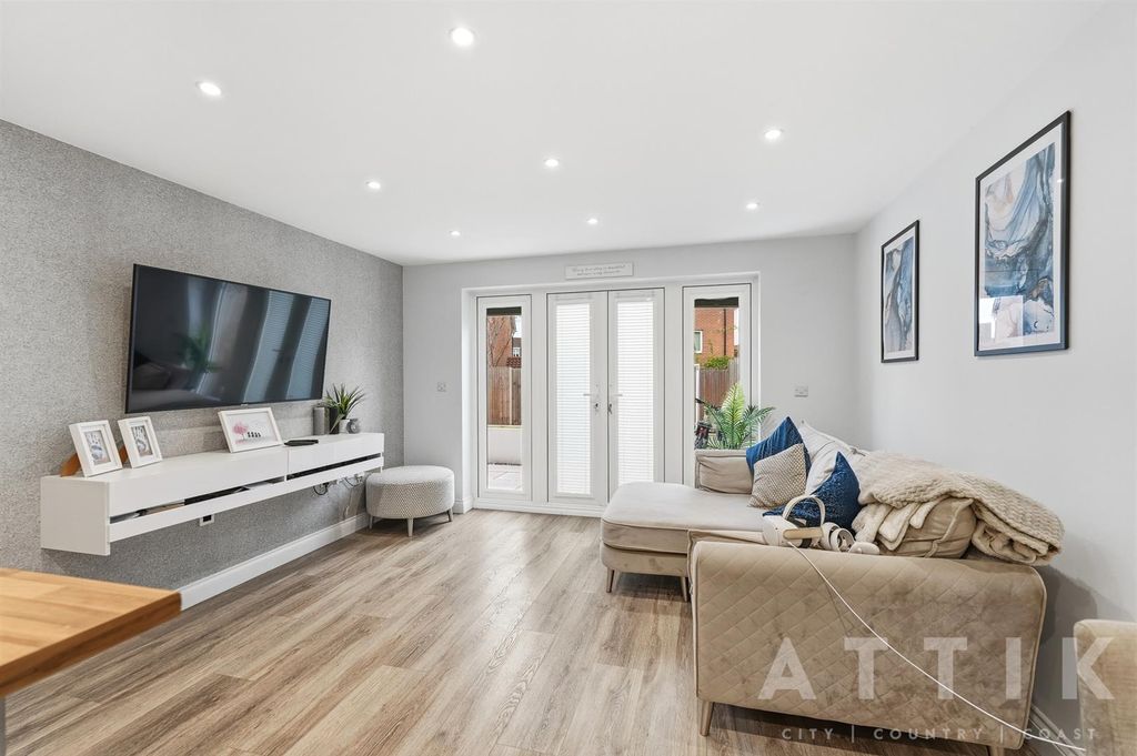 Property photo 2 of 24 Ar701138.Jpg