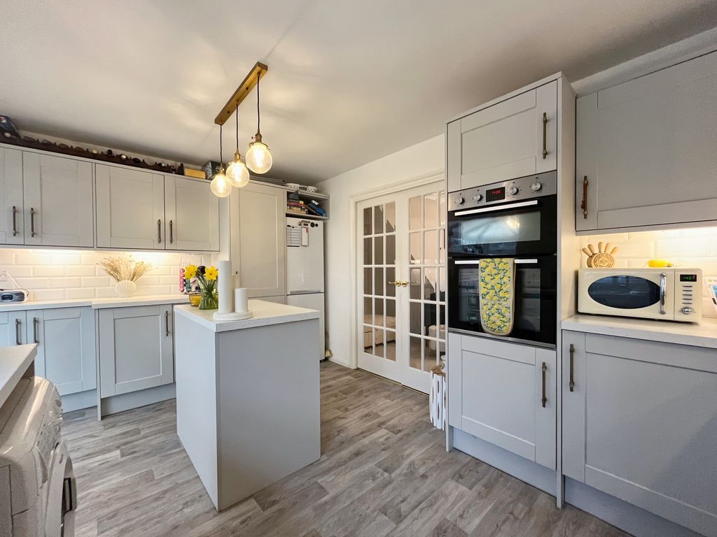 Property photo 3 of 42 Photo 38