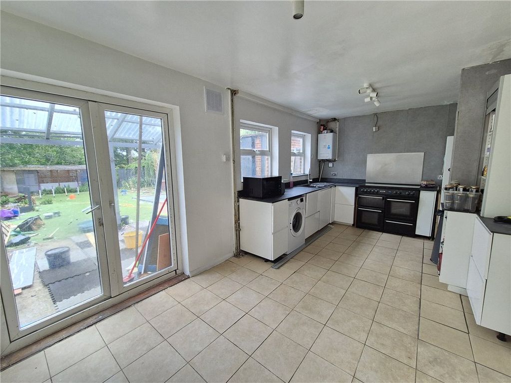 Property photo 2 of 14 Picture No. 02