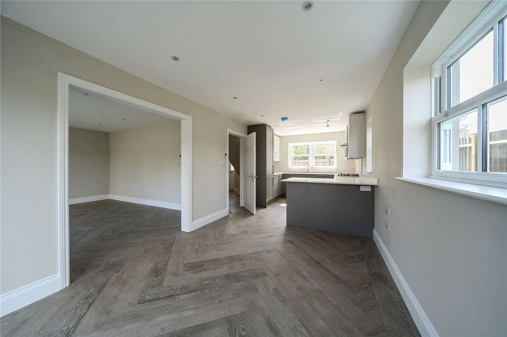 Property photo 3 of 19 Picture No. 36