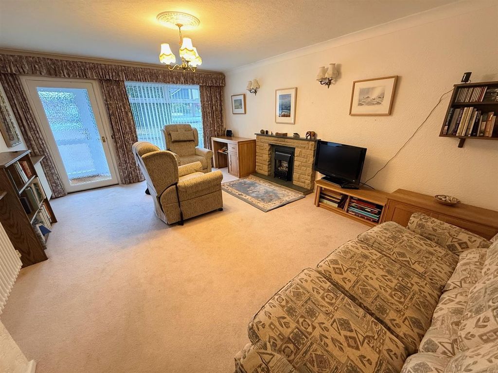 Property photo 3 of 22