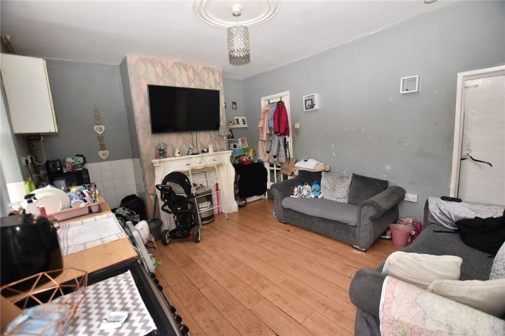 Property photo 2 of 9 Picture No. 02