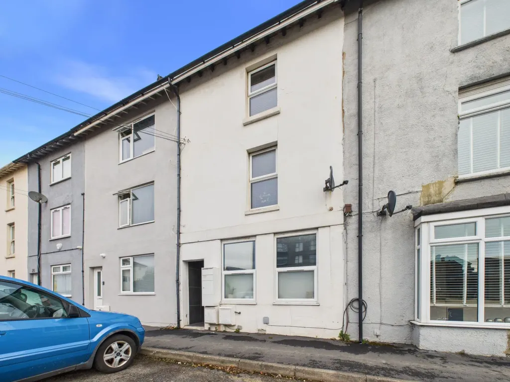 Property photo 1 of 9 Cam05201G0-Pr0173-Still011_1768487497391