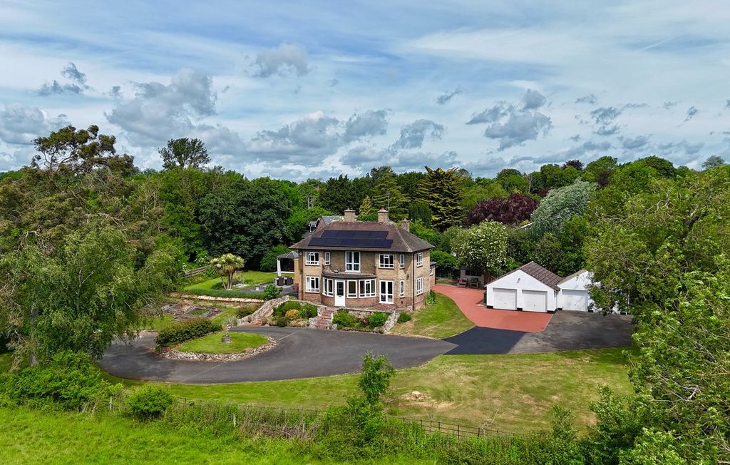 Property photo 1 of 26