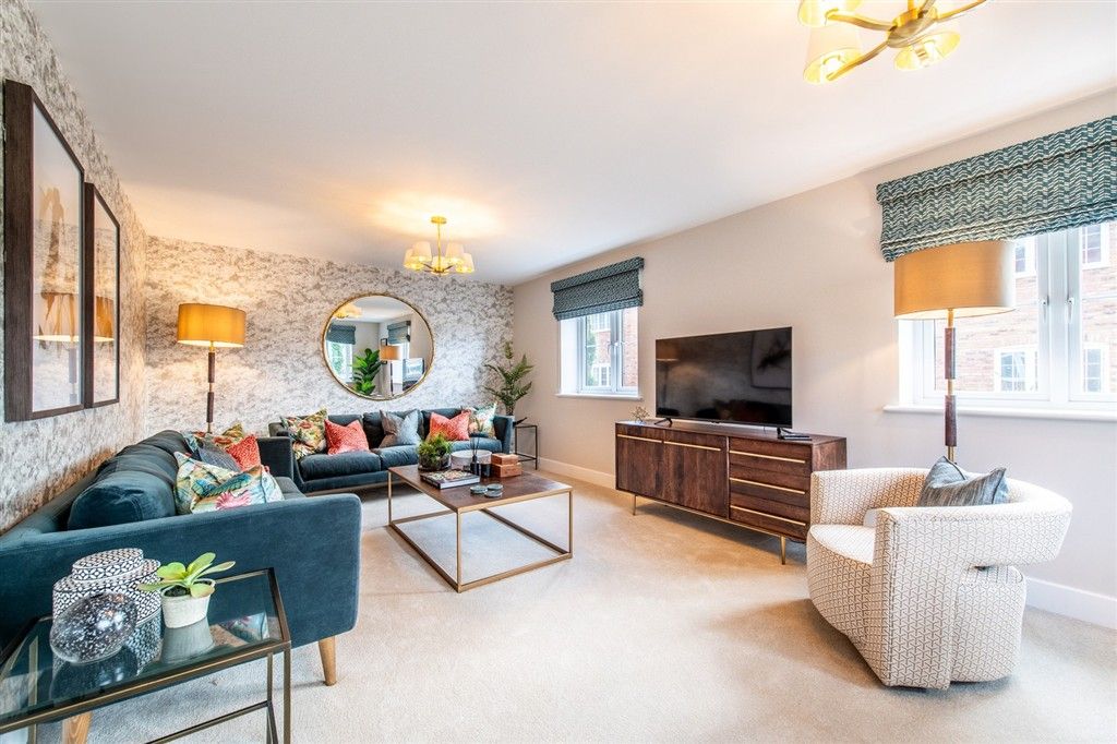 Property photo 1 of 17 Lounge