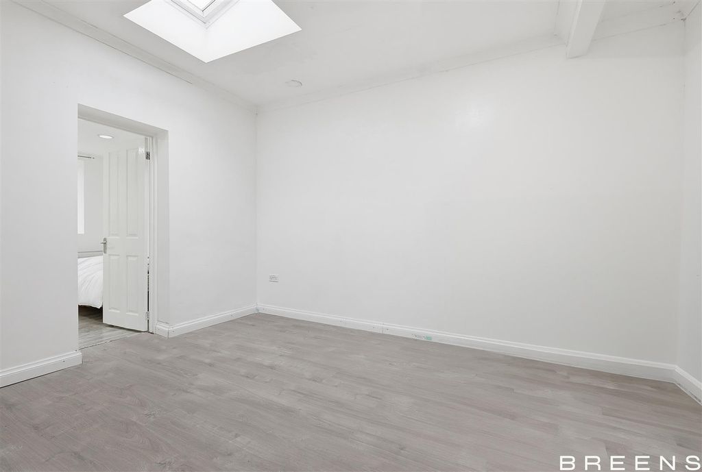 Property photo 2 of 21 Img_3963.Jpg