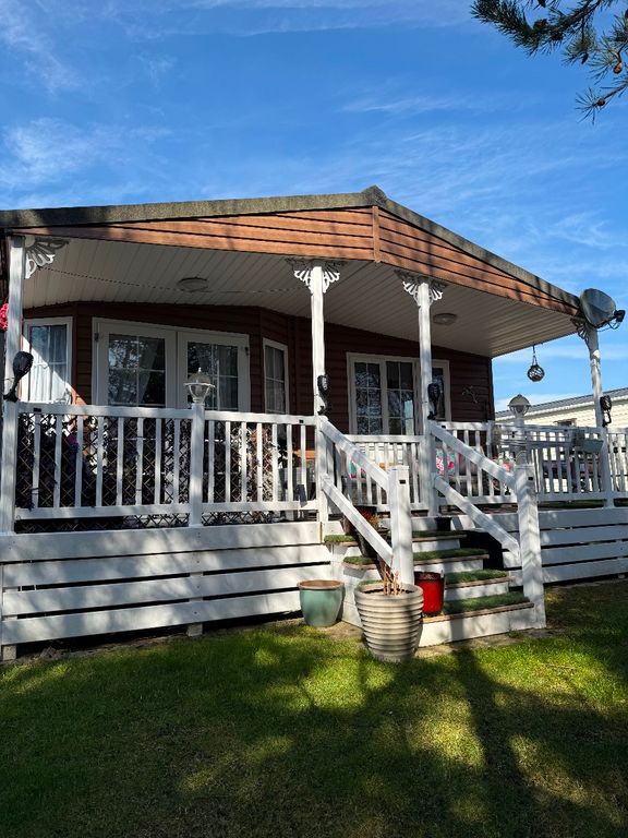 Property photo 1 of 35