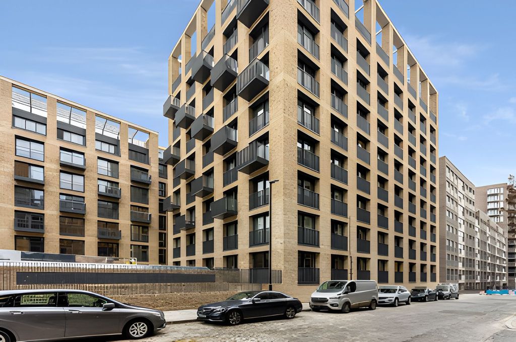 Property photo 2 of 5