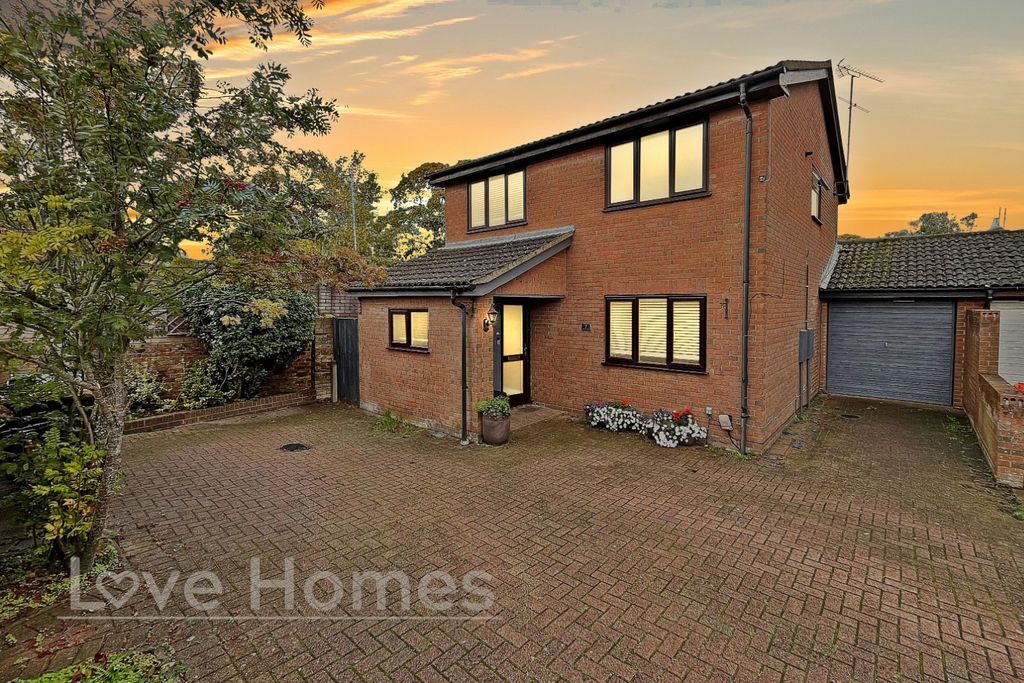 Property photo 1 of 15 4606200