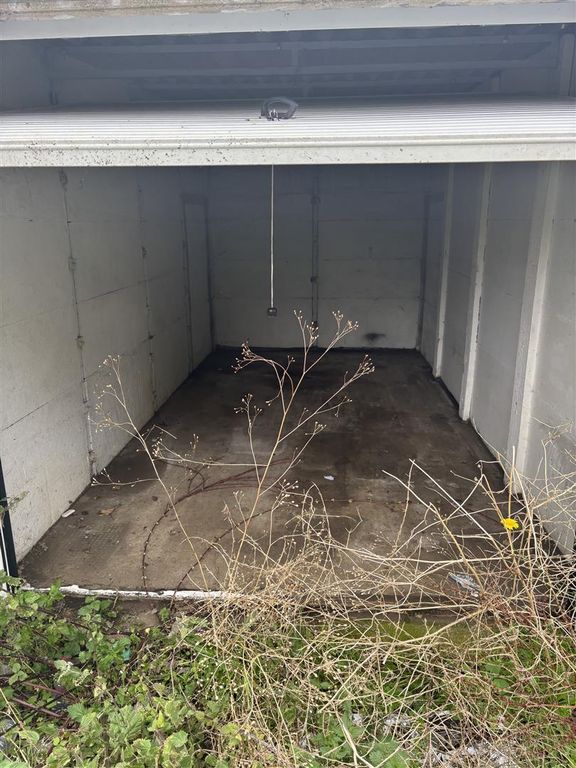 Property photo 3 of 3 Garage.Jpg