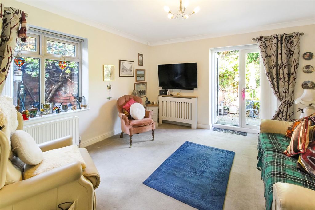 Property photo 2 of 11 Img_8429.Jpg