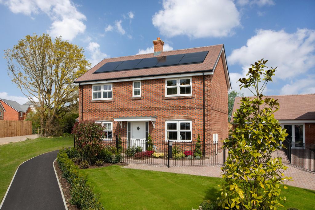 Property photo 1 of 14 External