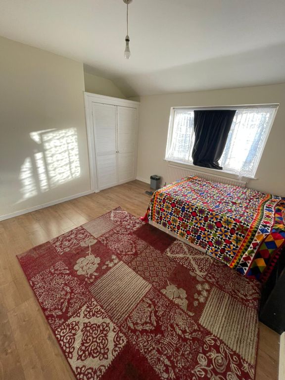 Property photo 3 of 3