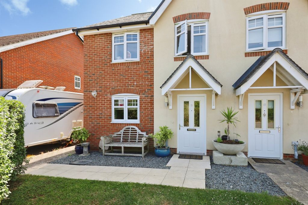 Property photo 2 of 18