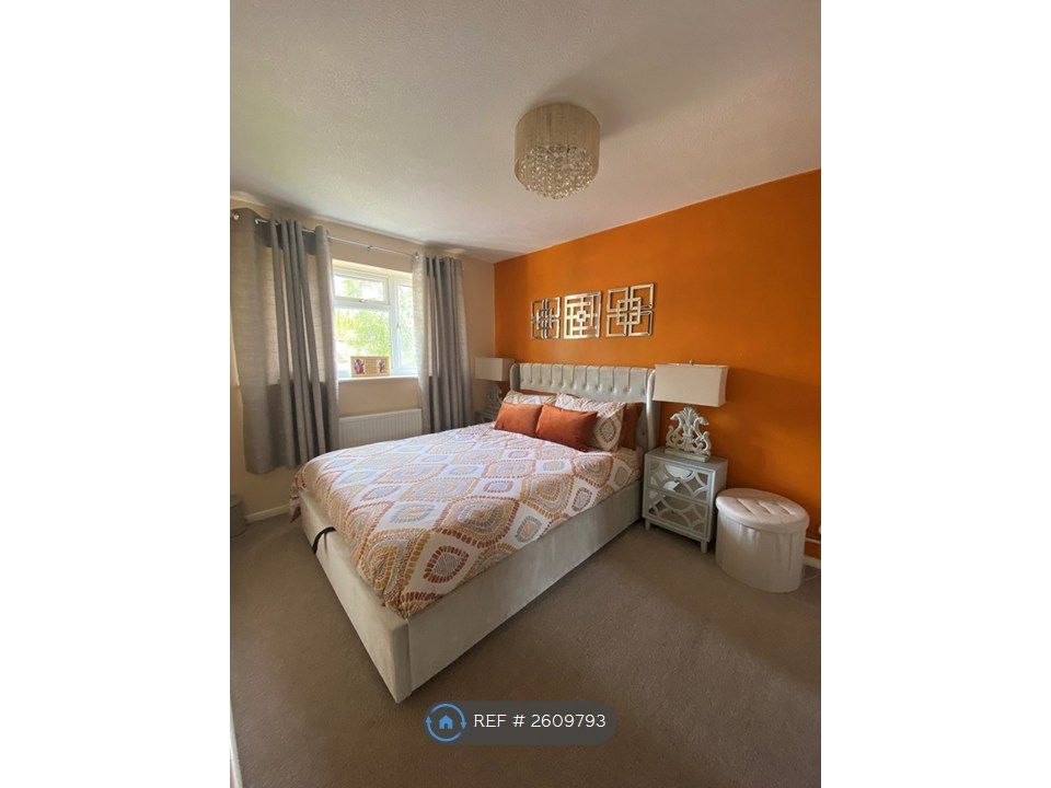 Property photo 3 of 10 Family Room