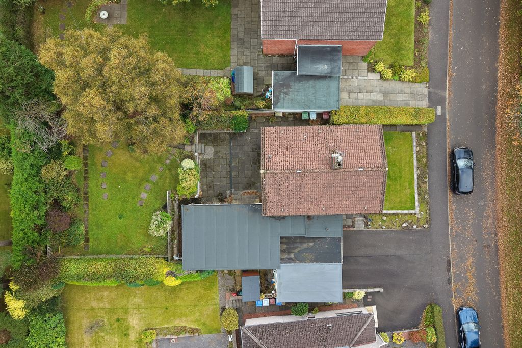 Property photo 3 of 34