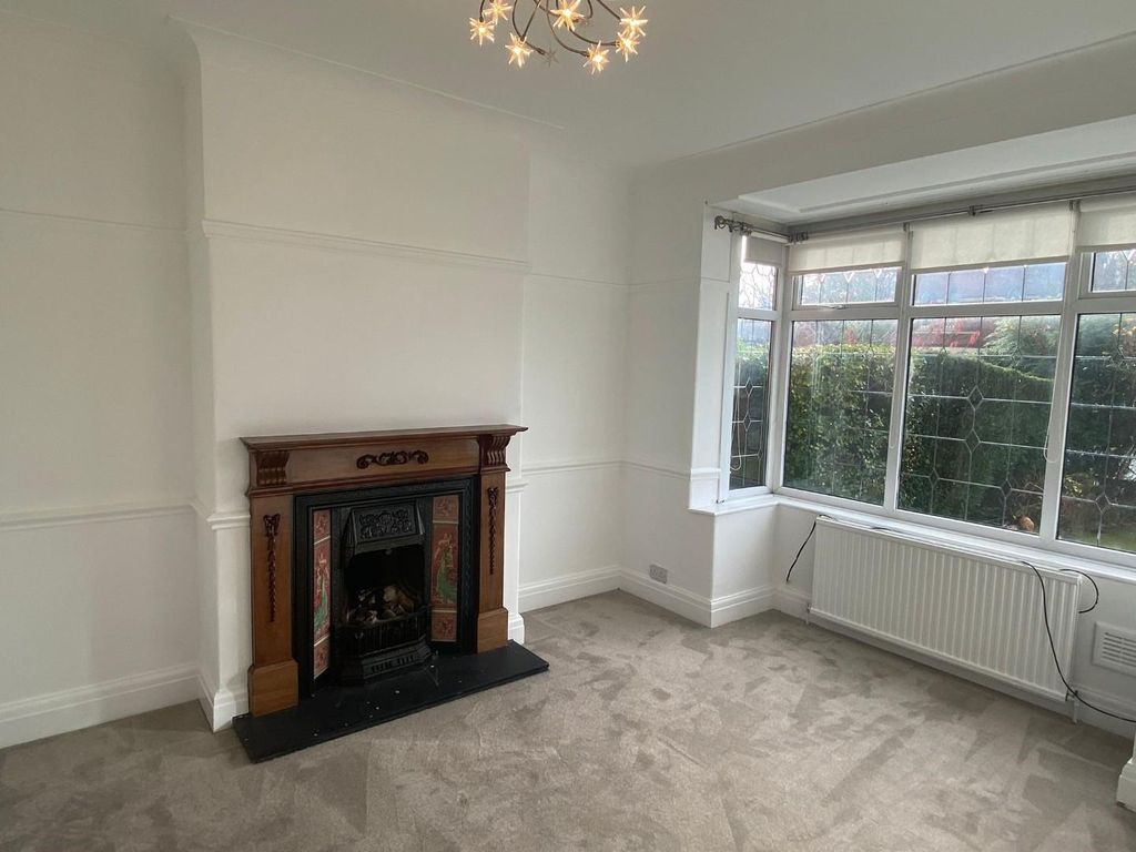 Property photo 2 of 14 Lounge.Jpg