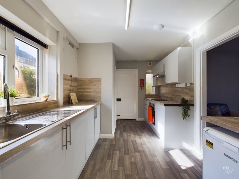 Property photo 2 of 10 Photo 16