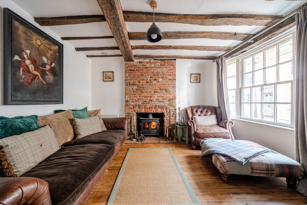 Property photo 3 of 22