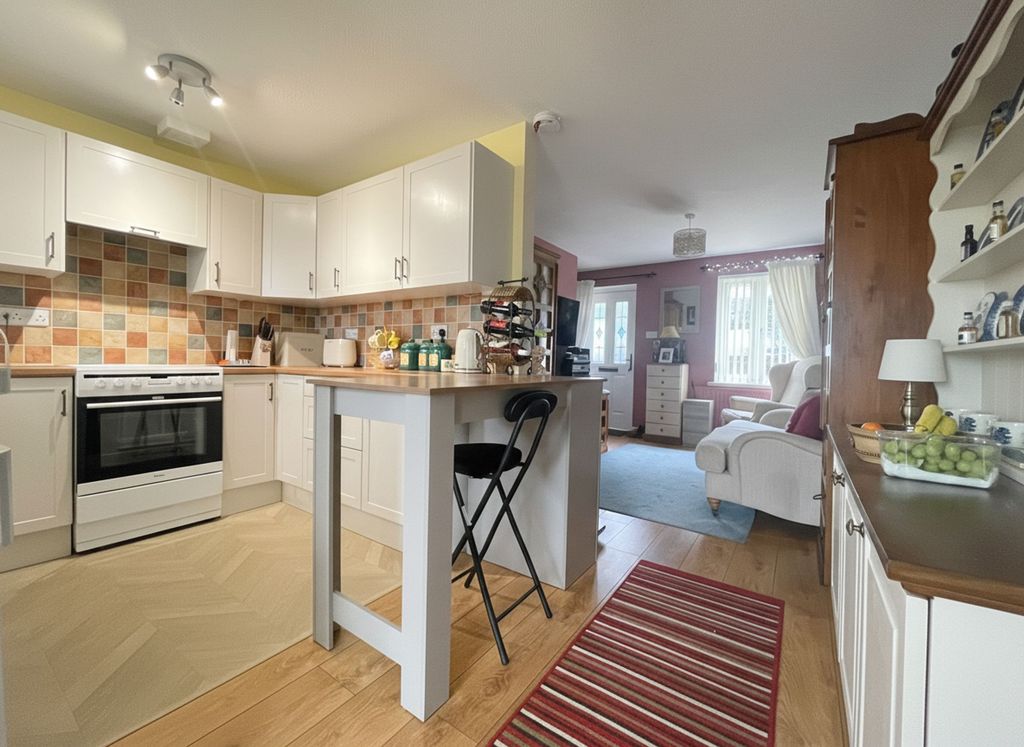 Property photo 2 of 14