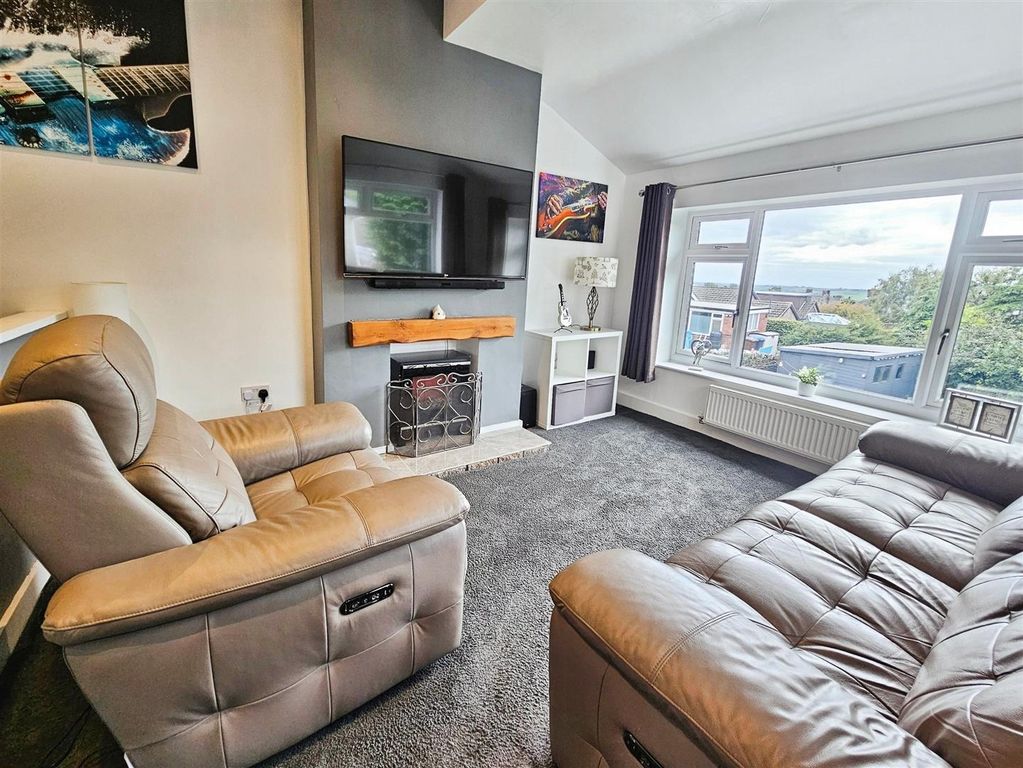 Property photo 3 of 26 85A3d34E-20250930_154521.Jpg