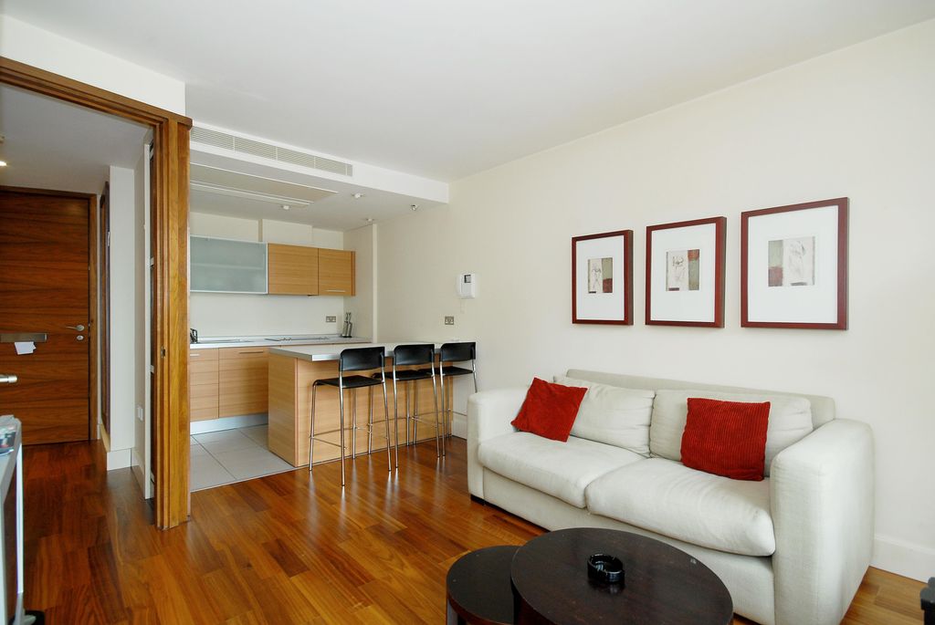 Property photo 1 of 5