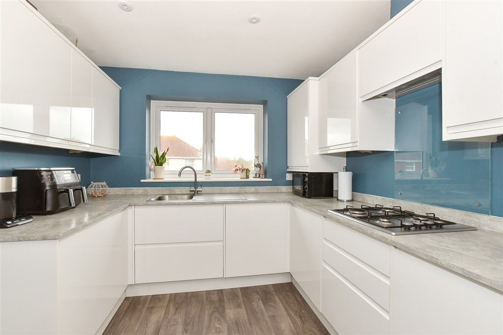 Property photo 1 of 14 Kitchen