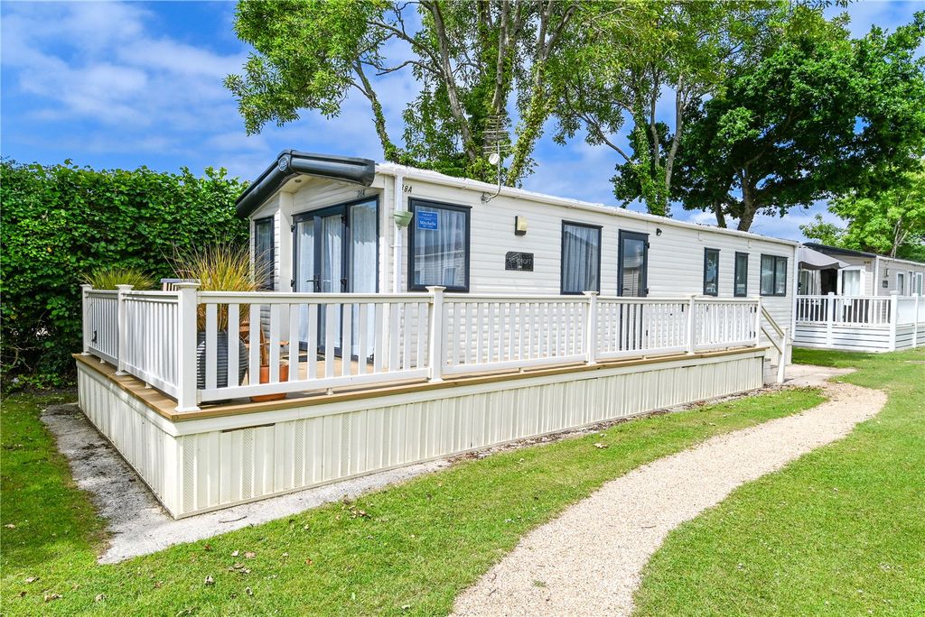 Property photo 1 of 16 Picture No. 17