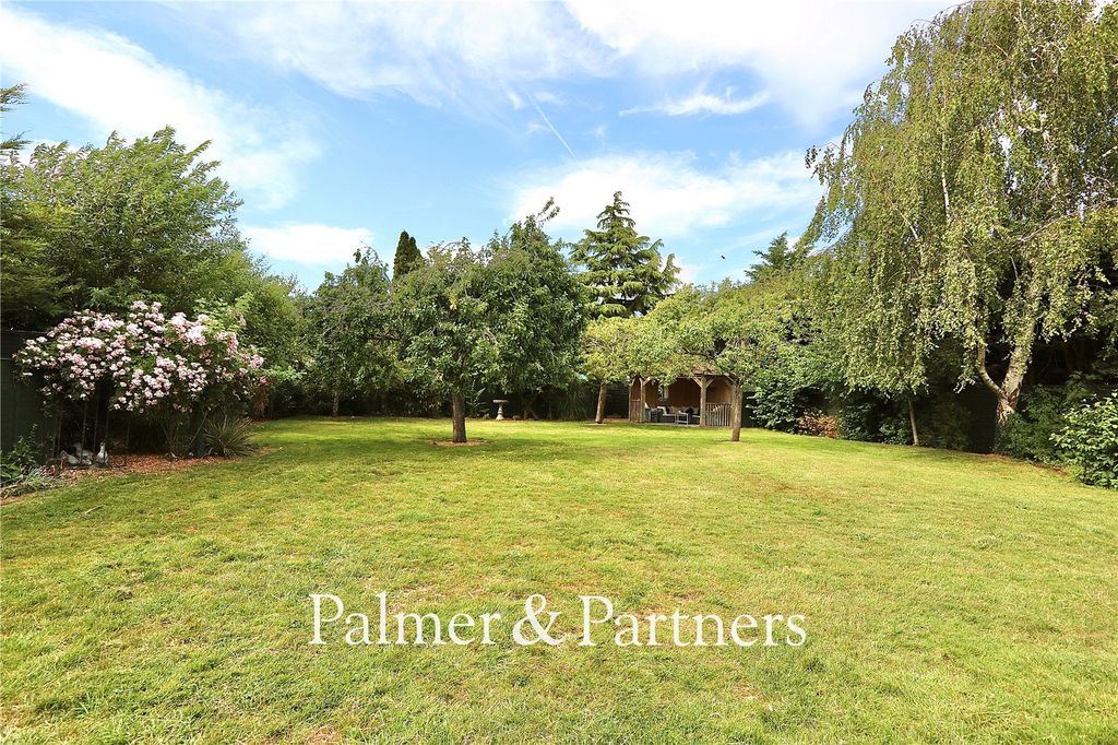 Property photo 3 of 43 Picture No. 04