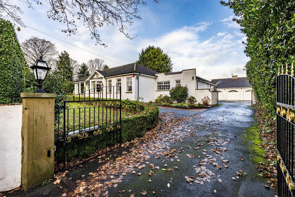 Property photo 2 of 56 170Wsrhudds-181125-1.Jpg