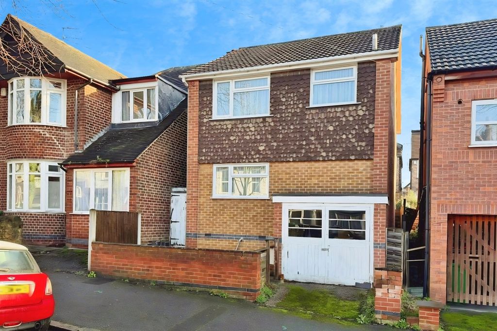 Property photo 1 of 9 (Main)