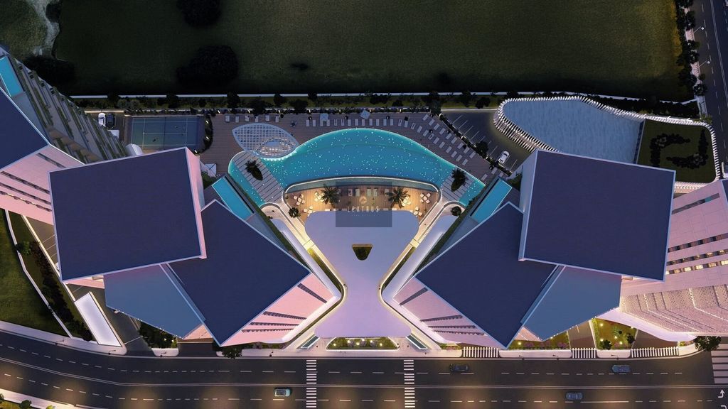 Property photo 2 of 36