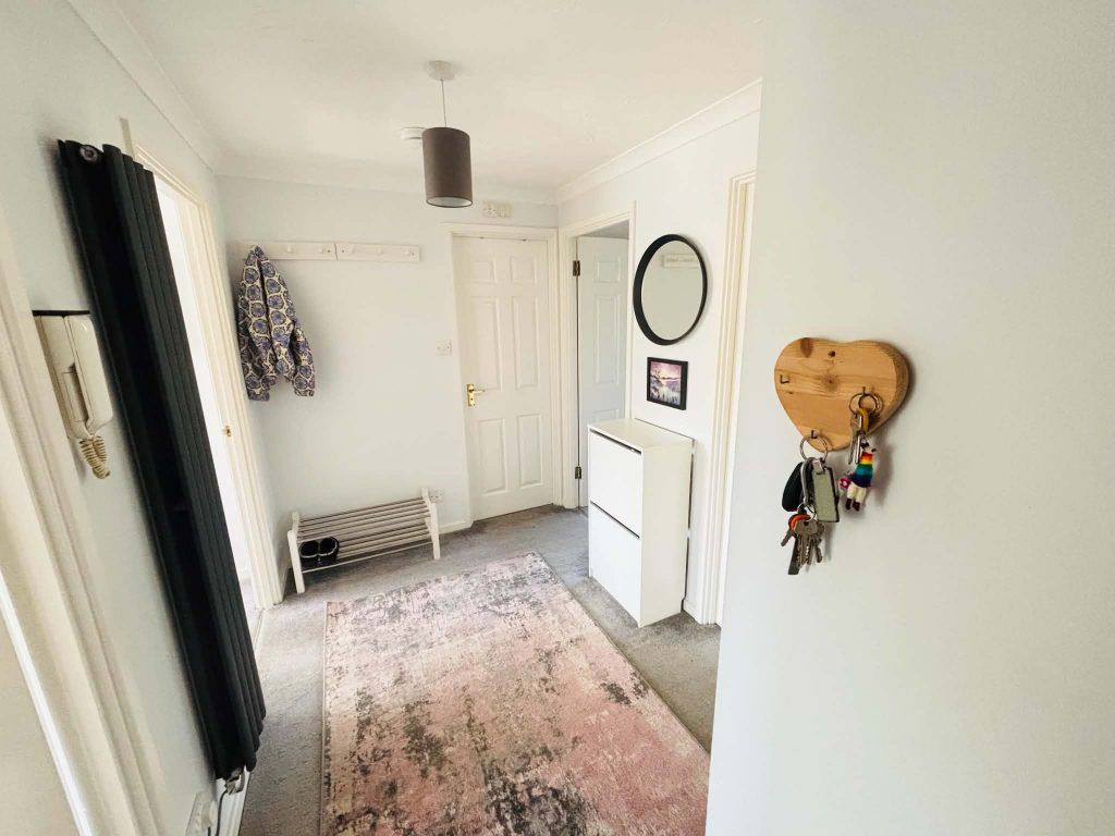 Property photo 3 of 8