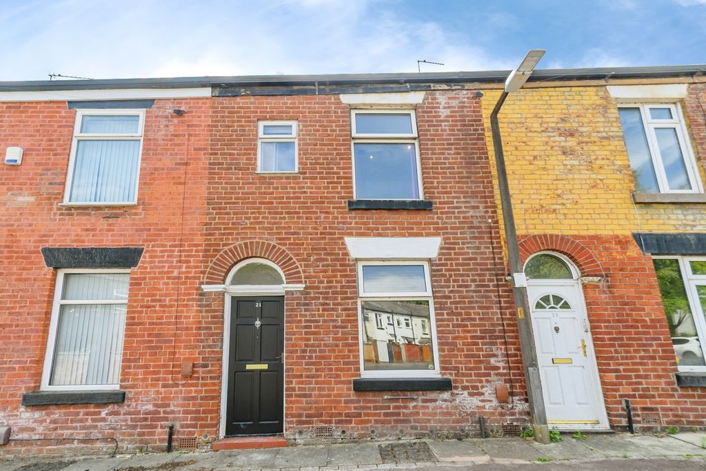 Property photo 1 of 17 Pbox-Img.Jpg