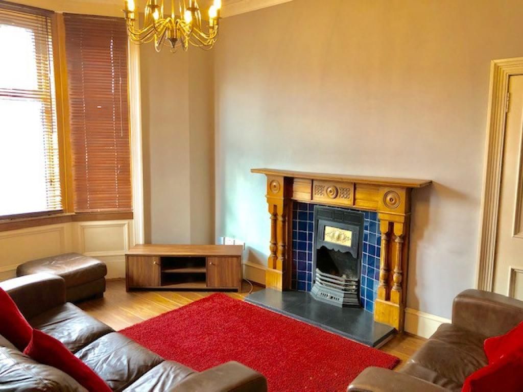 Property photo 2 of 8
