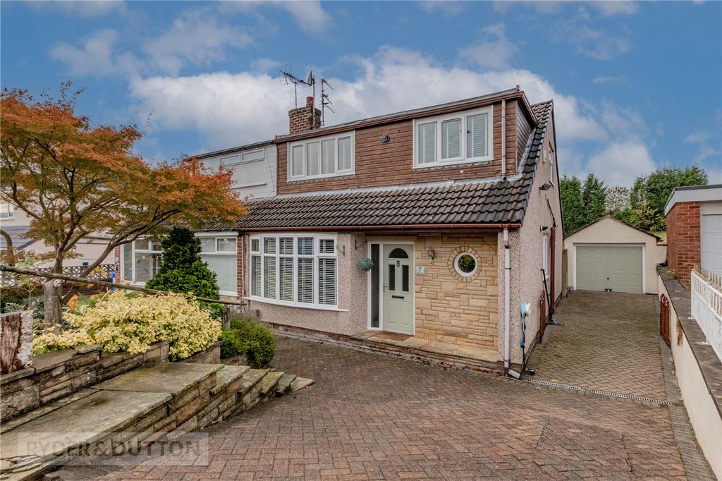 Property photo 1 of 18 Front External