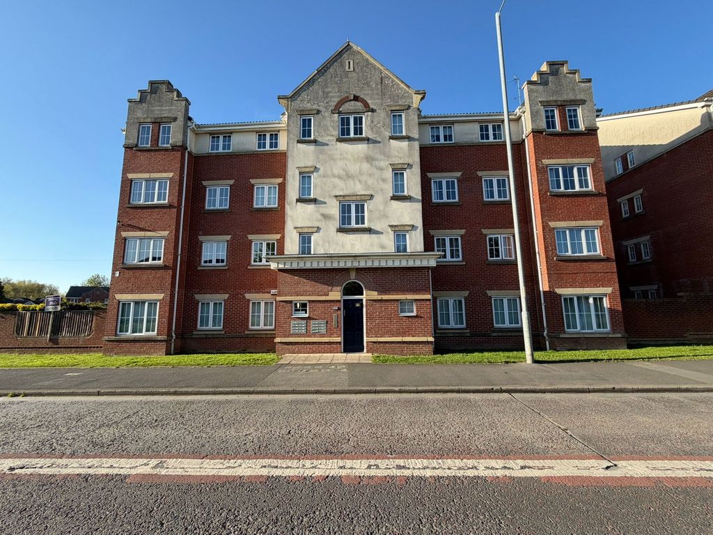 Property photo 1 of 20